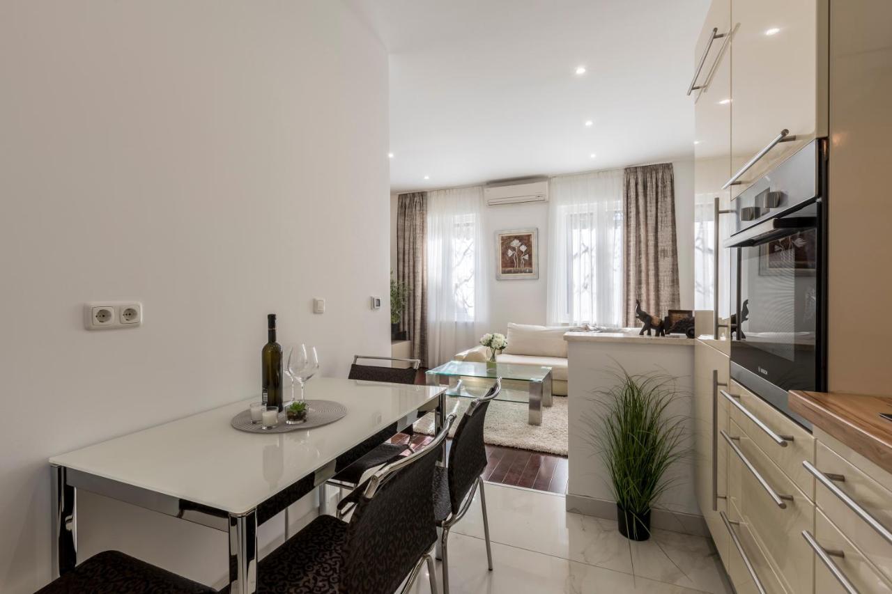 Villa Meri Very Central And Beautiful Apartment Сплит Екстериор снимка
