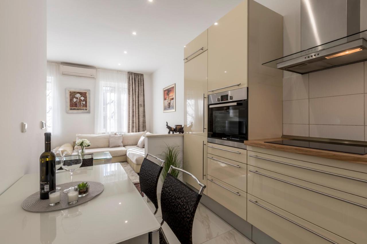 Villa Meri Very Central And Beautiful Apartment Сплит Екстериор снимка