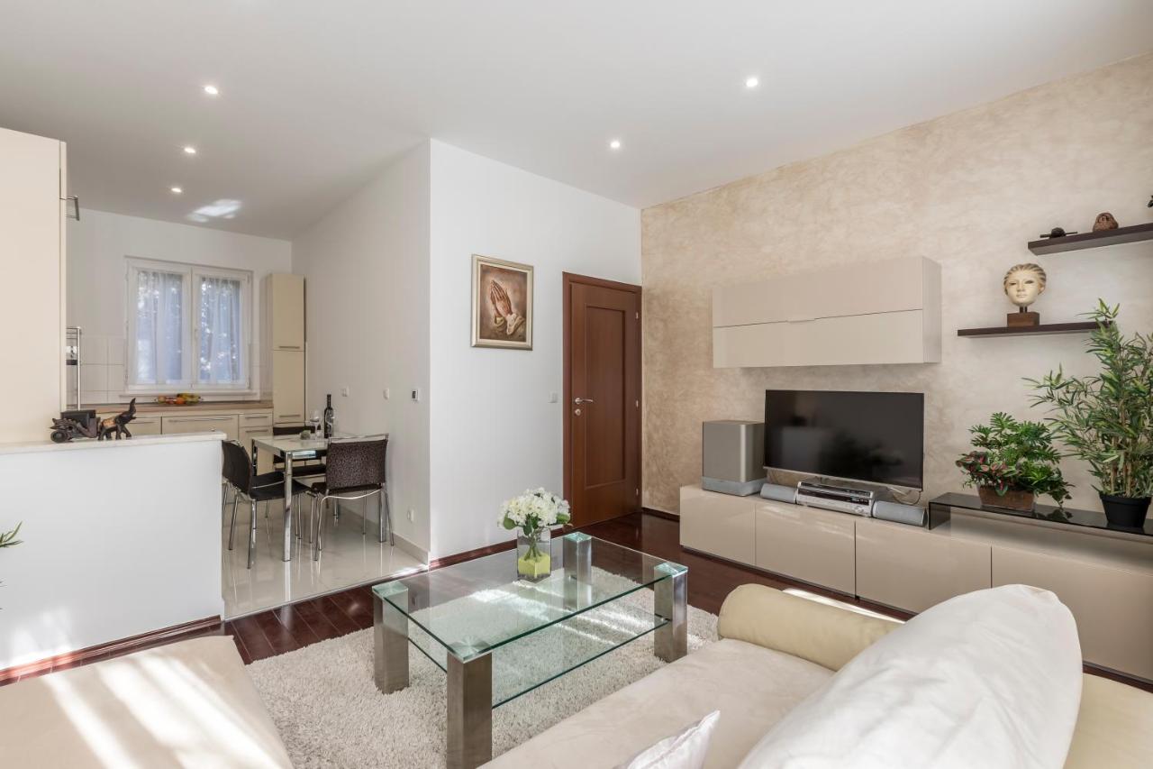Villa Meri Very Central And Beautiful Apartment Сплит Екстериор снимка