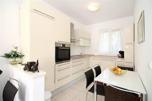 Villa Meri Very Central And Beautiful Apartment Сплит Екстериор снимка